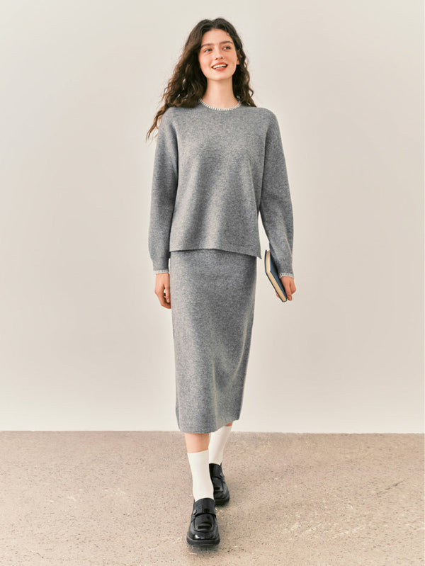 طقم محبوك مكون من توب وتنورة للنساء